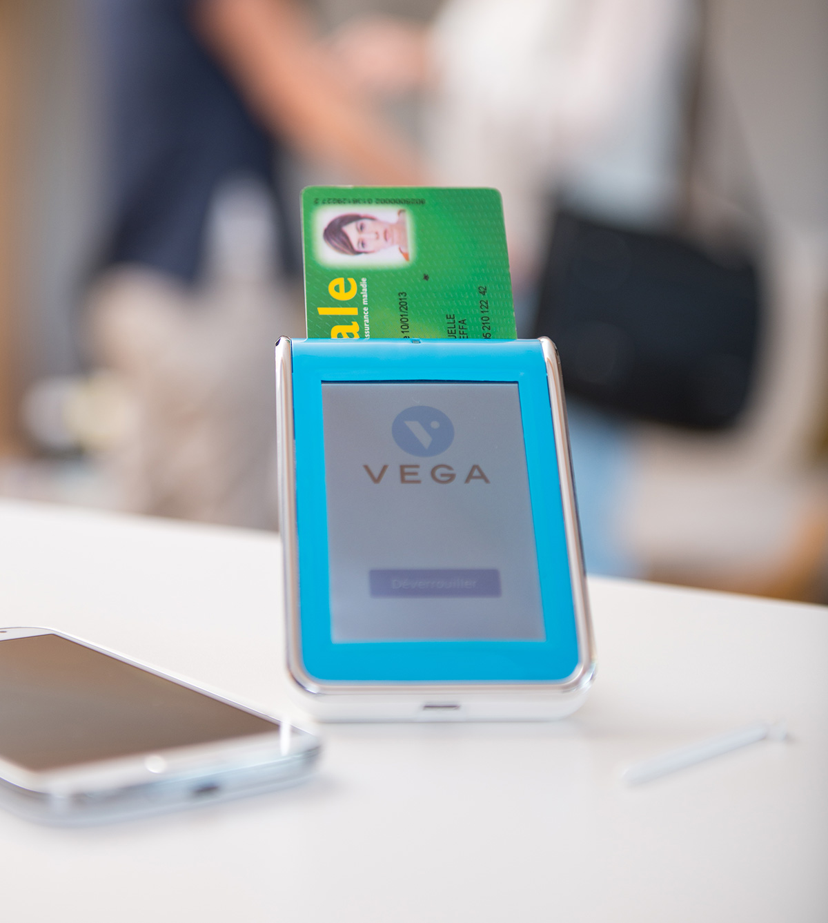 Lecteur de Carte Vitale (TLA) Kiné : Optez pour la Mobilité : VEGA  Solutions de Gestion et Télétransmission